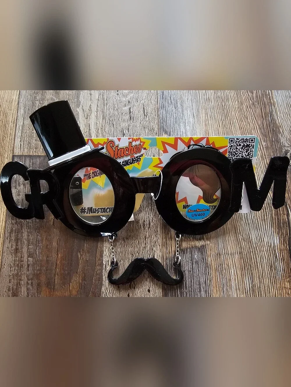 Novelty 'Bride' & 'Groom' Sunglasses in Bright Pink -
